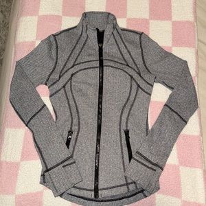 Size 6 Lululemon Luon Variegated Knit Heathered Grey